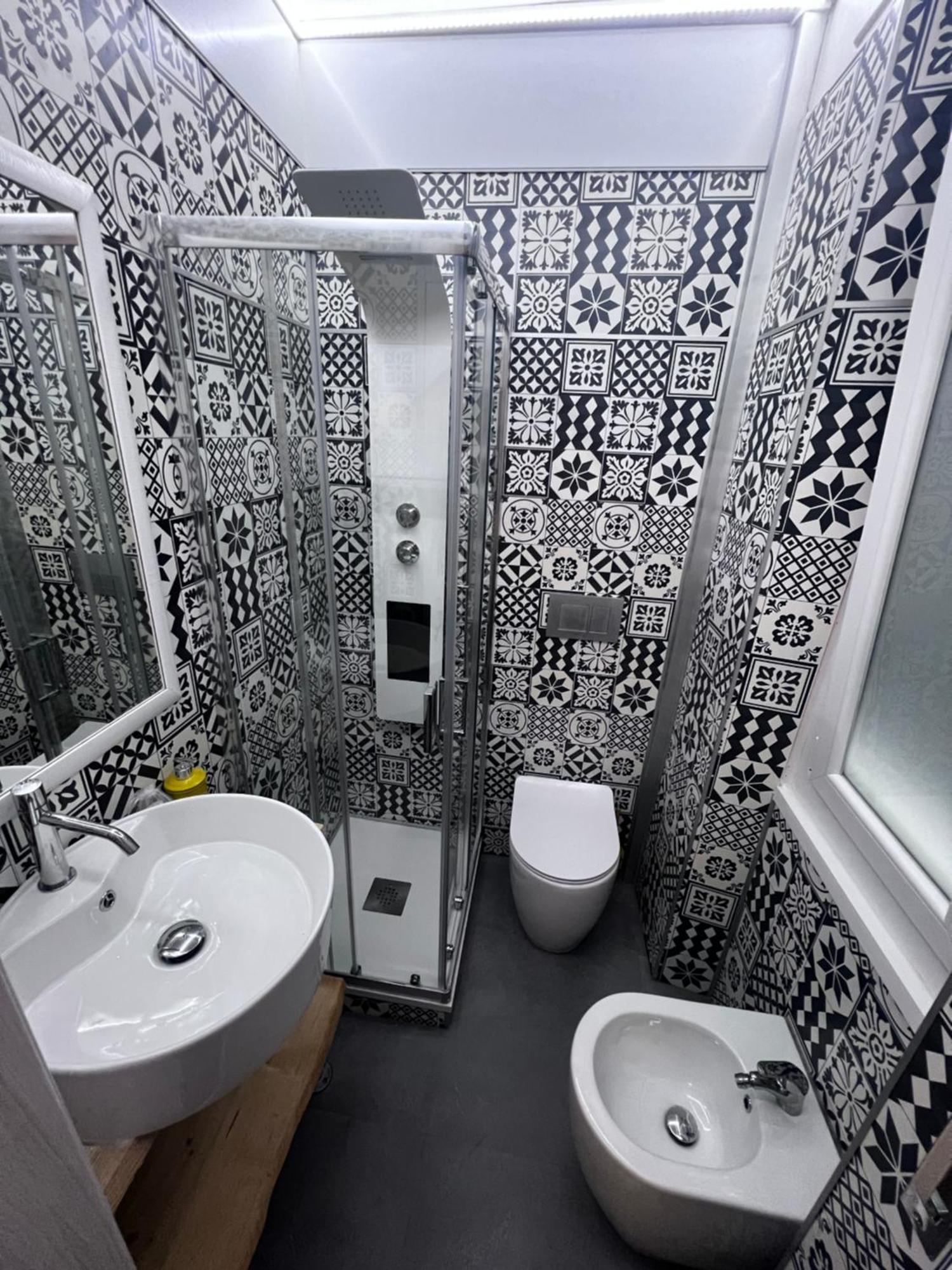 Apartment Le Cinque Vele Water Front Luxury House Genua