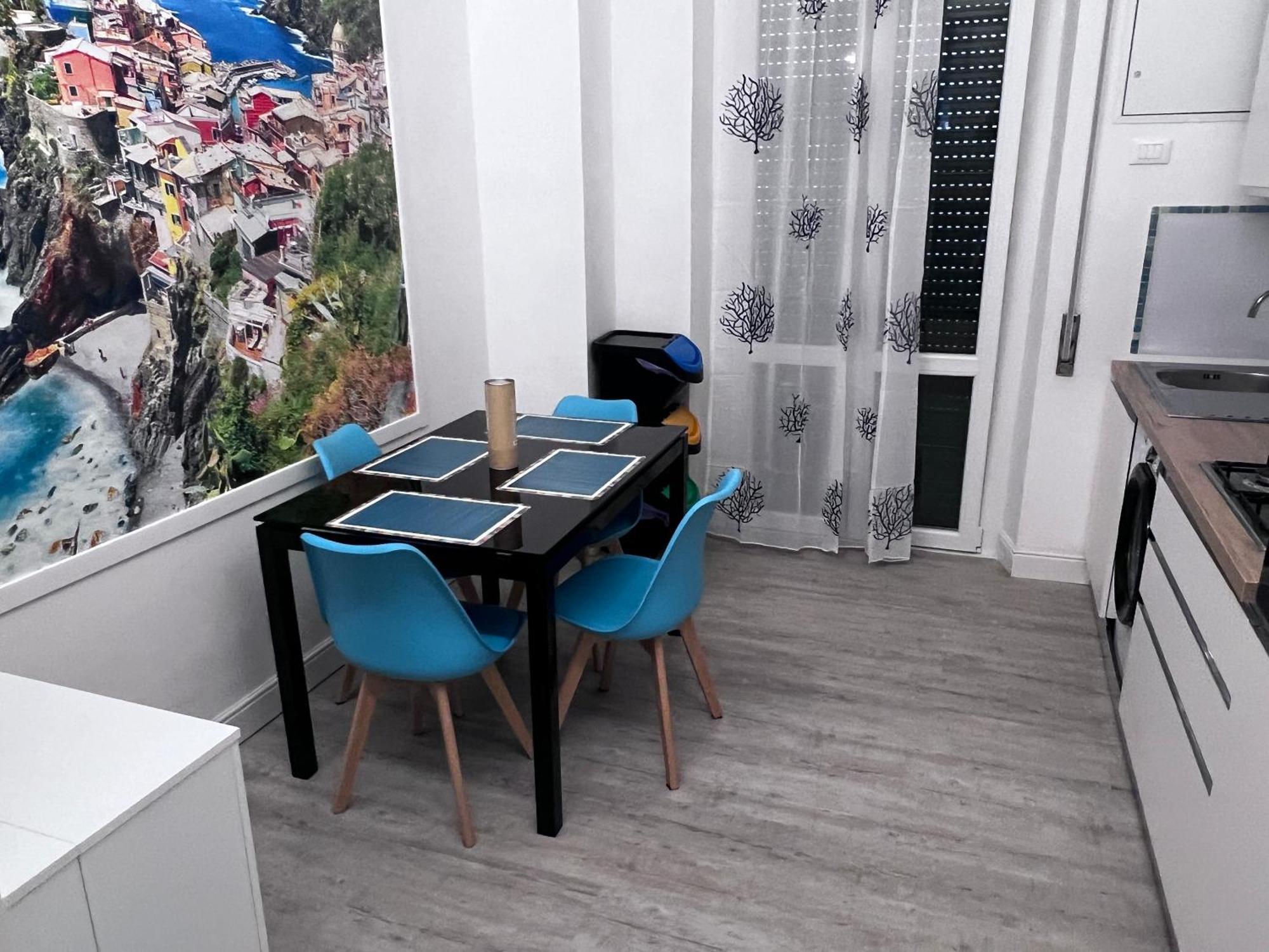Le Cinque Vele Water Front Luxury House Genua