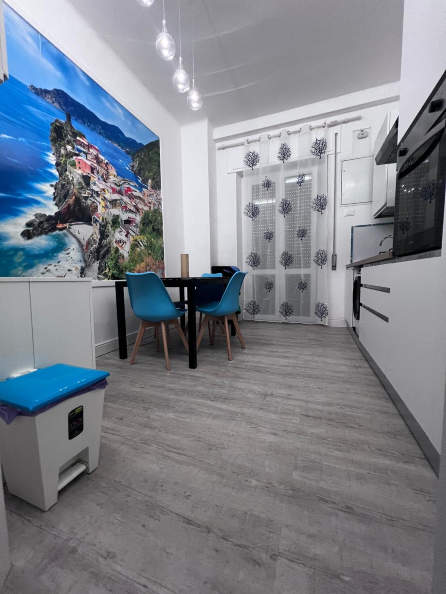 Le Cinque Vele Water Front Luxury House *