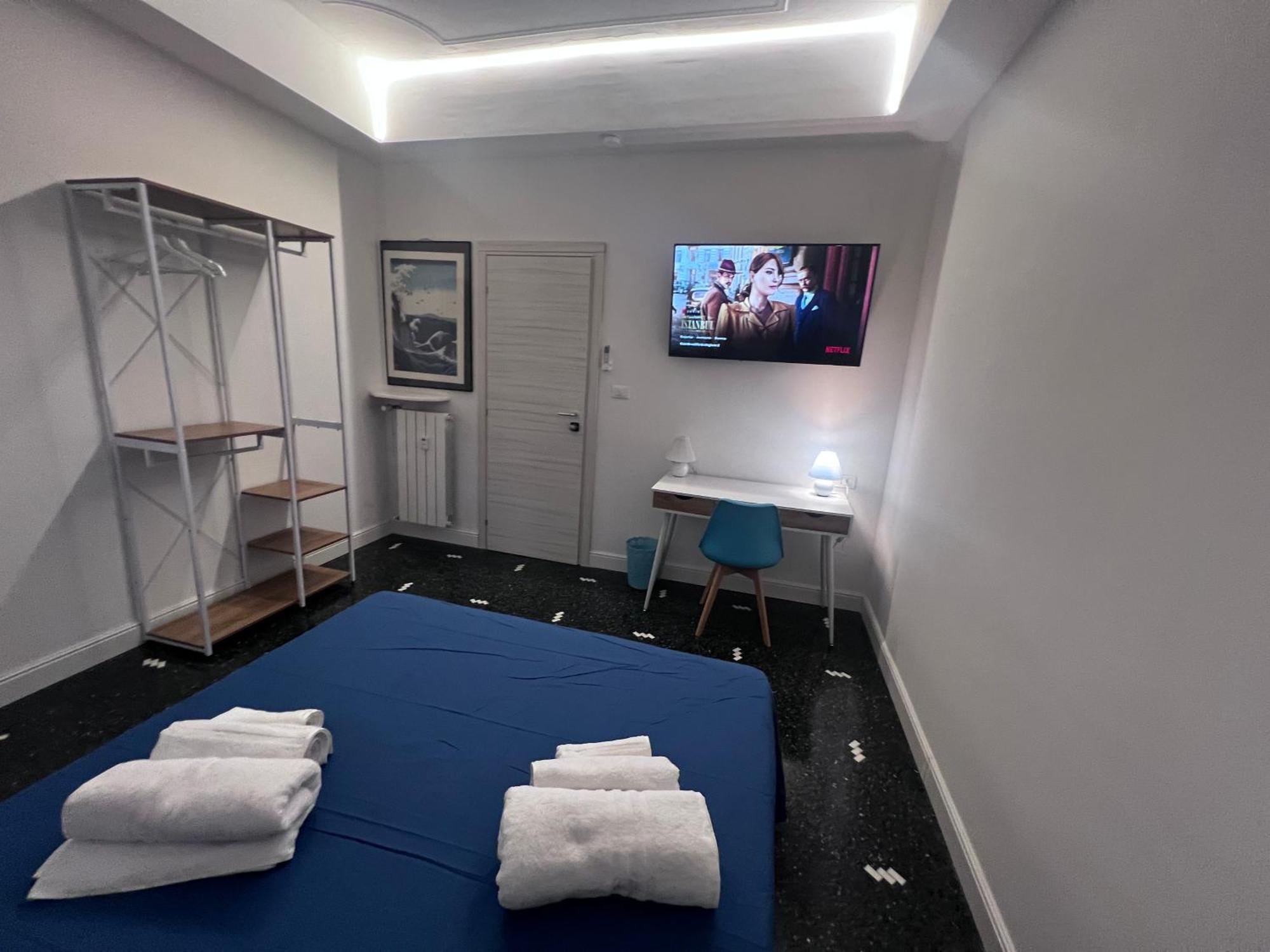 Le Cinque Vele Water Front Luxury House Apartment