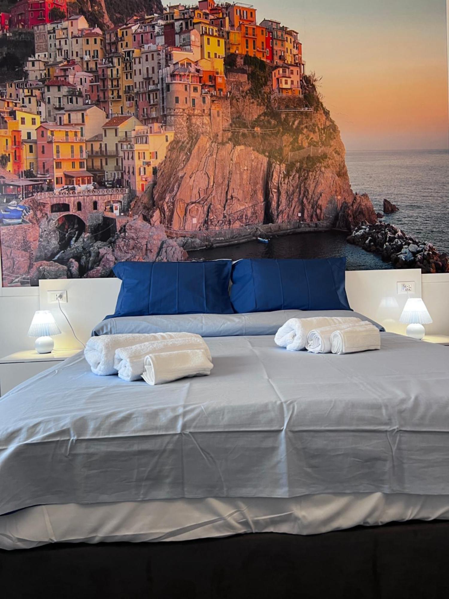 Le Cinque Vele Water Front Luxury House Apartment Genua